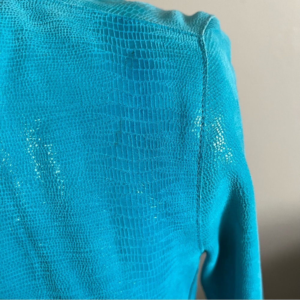Gorgeous turquoise 100% goat leather shacket from Elie Tahari - Picture 3 of 7